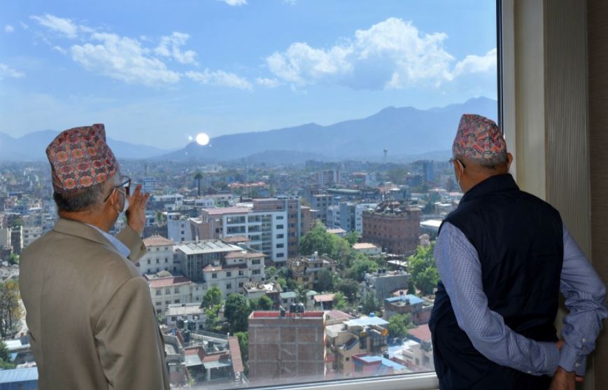 एमाले विवादको मिलनविन्दु खोज्न कार्यदल बनाउने प्रस्ताव, ओली पनि सकारात्मक